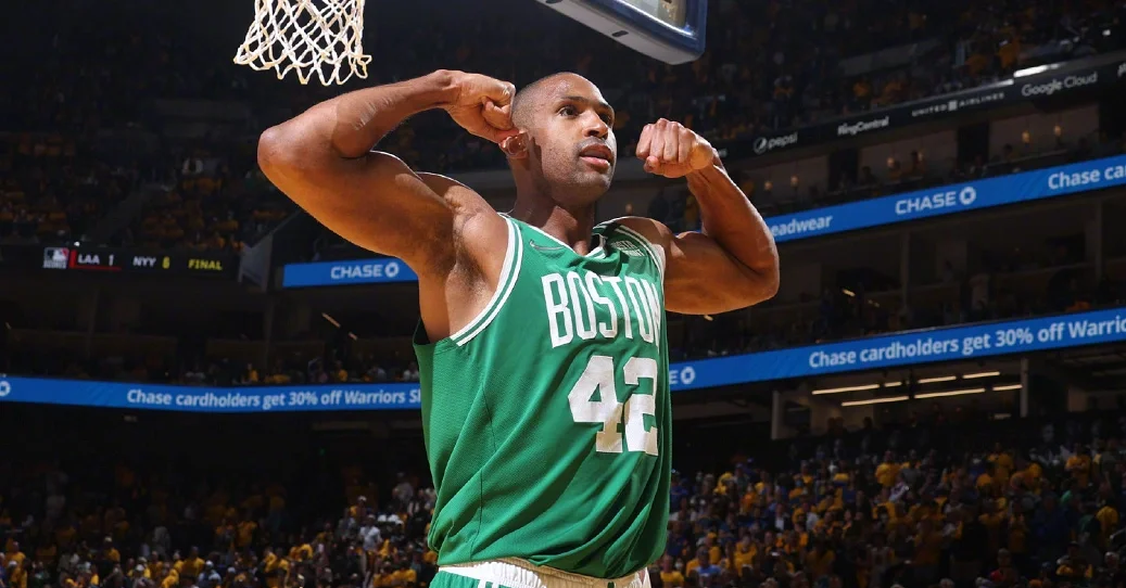 霍姆斯遭裁损失千万，勇士成潜在下家有望替代霍福德