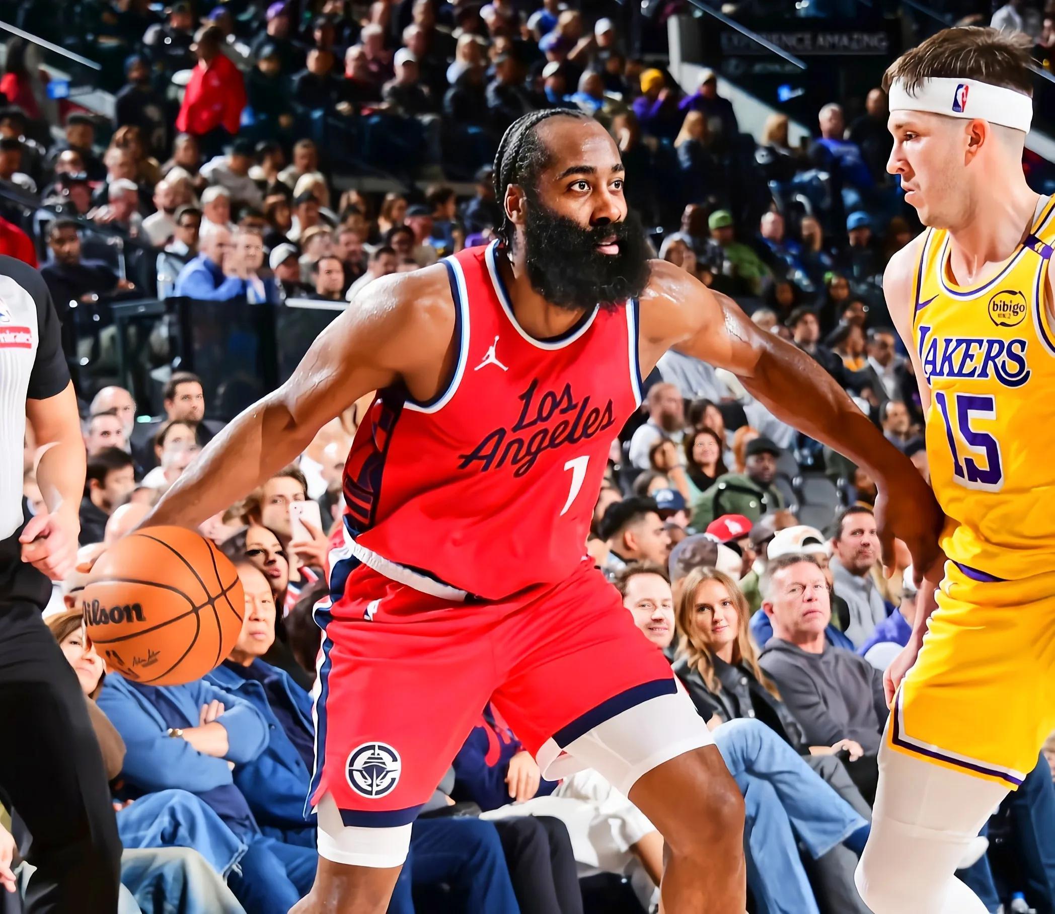 快船再掀风暴：比尔买断加盟缔造四巨头，西部格局彻底失衡