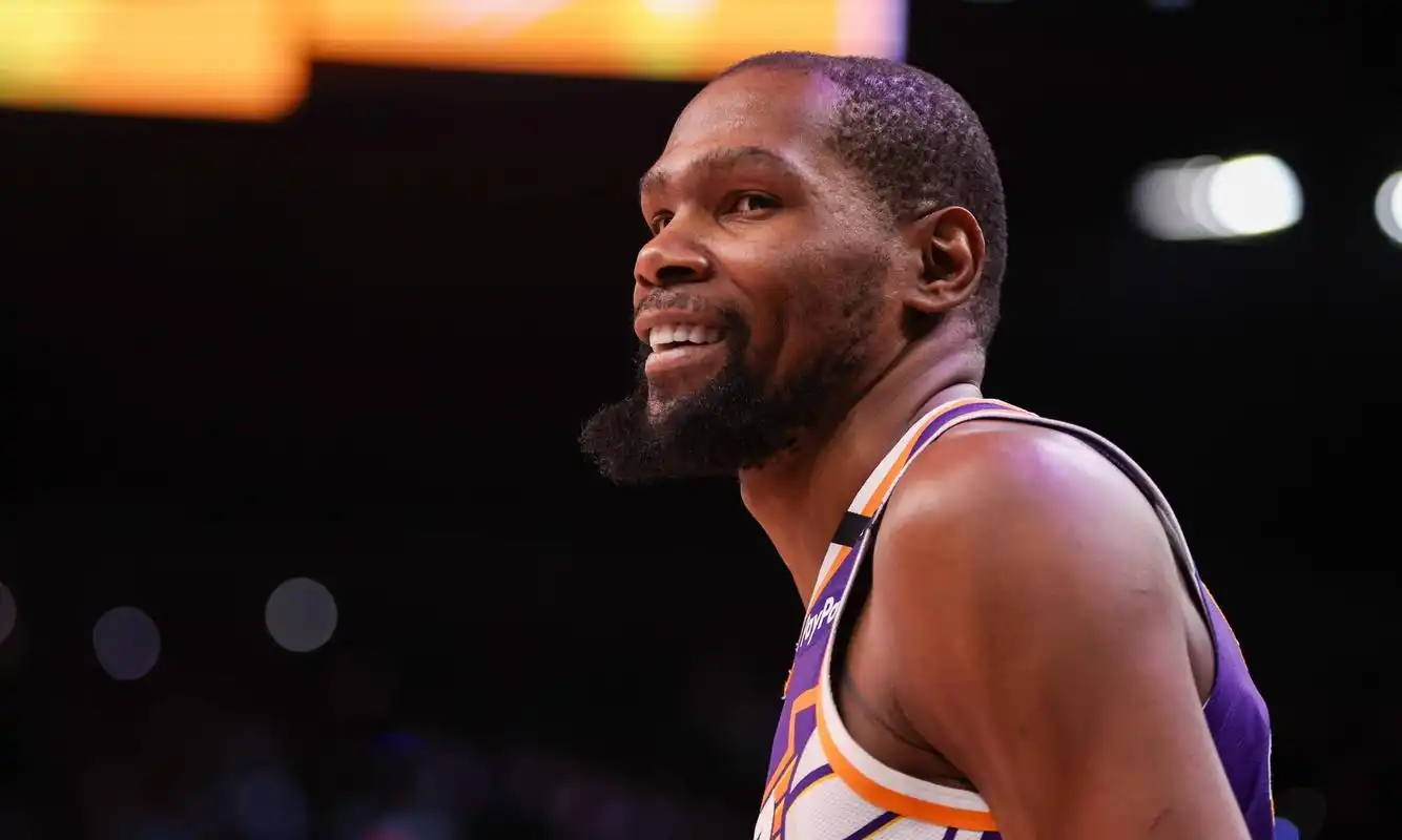 火箭薪资布局引热议：伊森续约优先级力压杜兰特